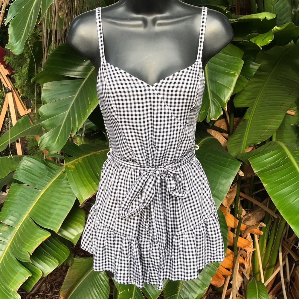 Hollister gingham romper